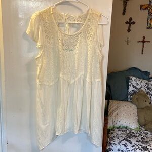 Maurices lacy top XL